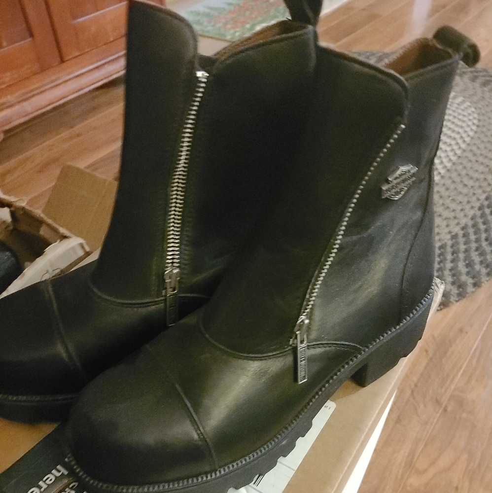 New Harley Davidson Boots Women's size 9.5 Black Double Zipper